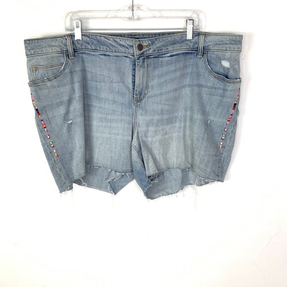 Old Navy Plus Size 22 Boyfriend Denim Cut Off Distressed Shorts Boho Festival - Picture 1 of 12